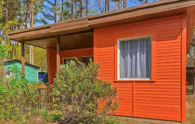 Das Gebäude in dem sich das Ferienhaus befindet