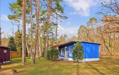 Das Gebäude in dem sich das Ferienhaus befindet