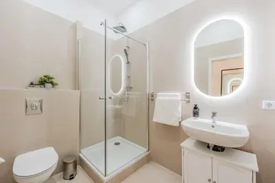 Ein Badezimmer in der Unterkunft The Luxe Loft Berlin