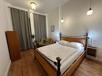 Ein Bett oder Betten in einem Zimmer der Unterkunft Tolles Apartment im Helmholz-Kiez Prenzlauer Berg