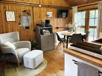 TV/Unterhaltungsangebot in der Unterkunft Tiny House mit Garten in See-Nähe