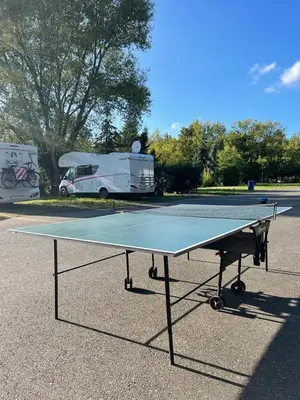 Tischtennis in der Unterkunft Reisemobil Zentrum Berlin oder in der Nähe