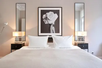Ein Bett oder Betten in einem Zimmer der Unterkunft Fantastic apartment in prime location - city center west