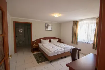Ein Bett oder Betten in einem Zimmer der Unterkunft Schloss Zehdenick