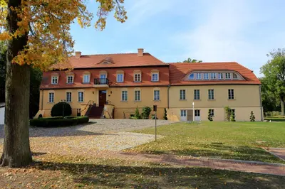 Das Gebäude in dem sich das Hotel befindet