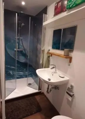 Ein Badezimmer in der Unterkunft Ferienwohnung An der Fangschleuse