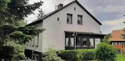 Das Gebäude in dem sich die Ferienwohnung befindet