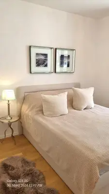 Ein Bett oder Betten in einem Zimmer der Unterkunft LUXI luxuriöses Appartement mit Terrasse und Garten mitten in Berlin