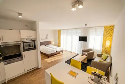 Küche/Küchenzeile in der Unterkunft ADAPT APARTMENT HOTEL BERLIN - Adlershof