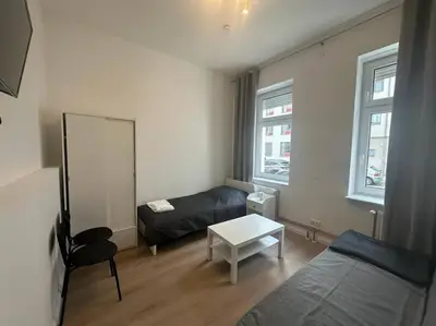 Ein Sitzbereich in der Unterkunft 2-Rooms apartment in Berlin