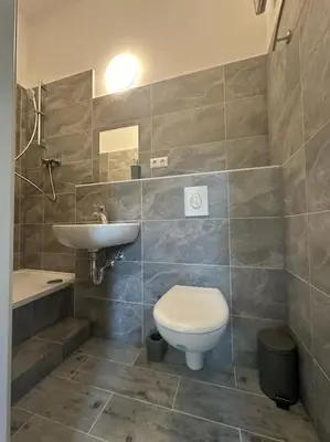 Ein Badezimmer in der Unterkunft Lovely apartment in Berlin4
