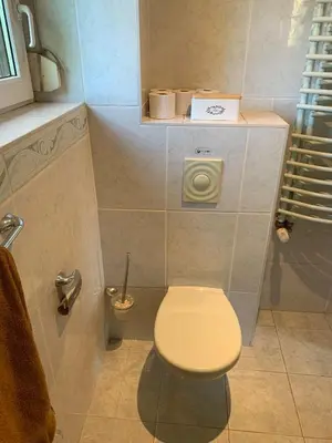 Ein Badezimmer in der Unterkunft In-the-middle-of-Nature Spacious Nest Brandenburg Airport