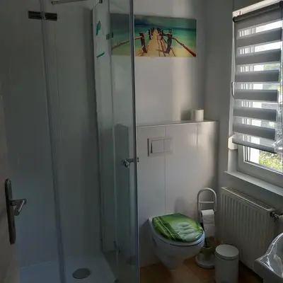 Ein Badezimmer in der Unterkunft Gästezimmer Melz