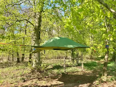 Naturlandschaft in der Nähe der Zelt-Lodge