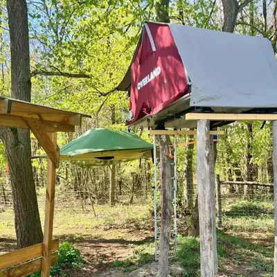 Baumzelt auf Bio-Bauernhof im Natur- und Sternenpark