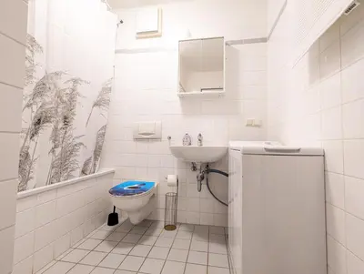 Ein Badezimmer in der Unterkunft 2-Zimmer-Monteurwohnung mit Balkon - Ludwigsfelde bei Berlin - Küche & Bad - Free WiFi