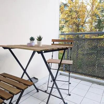2-Zimmer-Monteurwohnung mit Balkon - Ludwigsfelde bei Berlin - Küche & Bad - Free WiFi