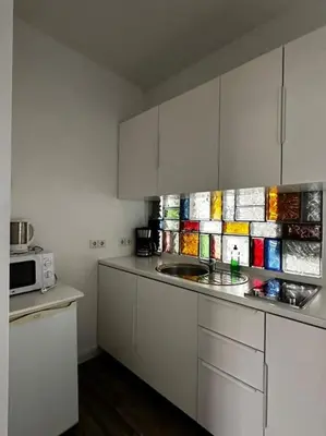 Küche/Küchenzeile in der Unterkunft Nice flat in Berlin 10