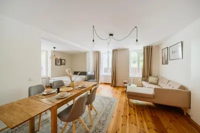 Ein Sitzbereich in der Unterkunft Kiezapartment - Berlin Mitte!