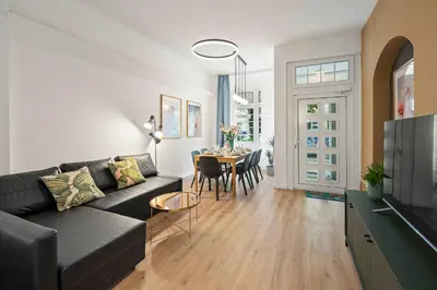 Ein Sitzbereich in der Unterkunft Holiday 33 Apartment L - 8 Rooms, 3 Baths, 190qm