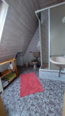 Ein Badezimmer in der Unterkunft Ferienwohnung zum Holzwurm