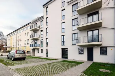 Das Gebäude in dem sich die Ferienwohnung befindet