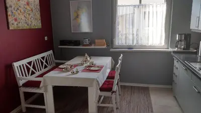 Küche/Küchenzeile in der Unterkunft Ferienwohnung Luise, gemütlich, freundlich und ganz nah an Berlin