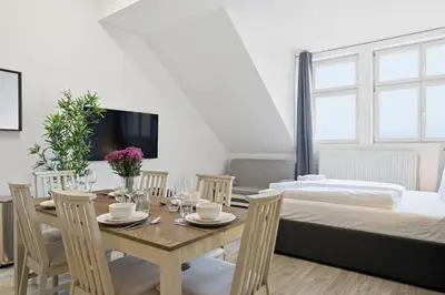 Ein Bett oder Betten in einem Zimmer der Unterkunft MINT - Urban Factory Loft - Berlin Weißensee