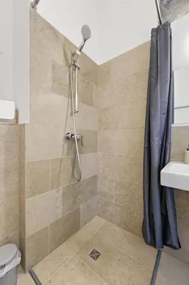 Ein Badezimmer in der Unterkunft MINT - Urban Factory Loft - Berlin Weißensee