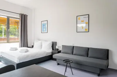 Ein Sitzbereich in der Unterkunft Apartmenthaus Berlin Neukölln