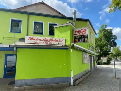 Das Gebäude in dem sich die Pension befindet