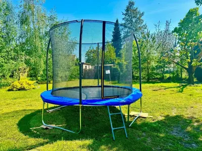 Ein Kinderspielbereich in der Unterkunft Ferienhaus Havelzeit in Werder an der Havel