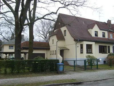 Das Gebäude in dem sich die Ferienwohnung befindet