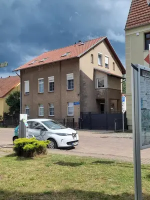 Das Gebäude in dem sich die Ferienwohnung befindet