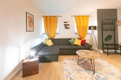 Ein Sitzbereich in der Unterkunft Blue Chili 34 - City Apartment für 4 in Karlshorst
