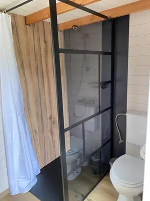 Ein Badezimmer in der Unterkunft Tiny House Eberswalde Nähe Zentrum