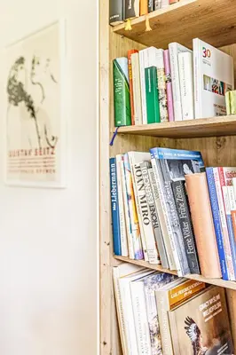 Die Bibliothek in der Ferienwohnung