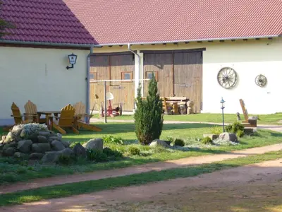 Ein Garten an der Unterkunft Ferienwohnung Nähe Dahme-Mark