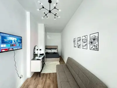 TV/Unterhaltungsangebot in der Unterkunft HolidayHome Apartments I Large 3 room apartment in the best location in Kreuzberg
