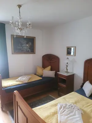 Ein Bett oder Betten in einem Zimmer der Unterkunft Gute Stube