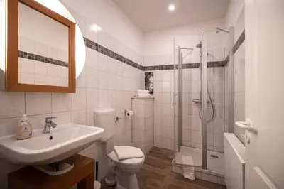 Ein Badezimmer in der Unterkunft Marina Quenzsee
