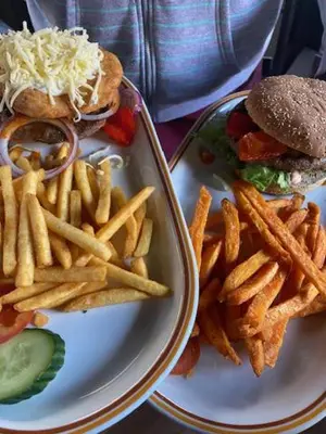 Essen im Hotel oder in der Nähe