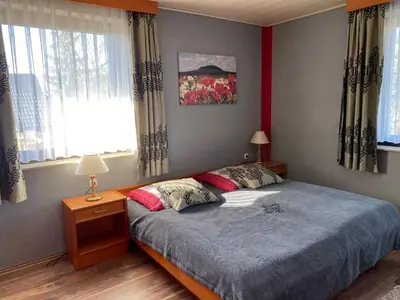 Ein Bett oder Betten in einem Zimmer der Unterkunft Hotel zum Ziehbrunnen