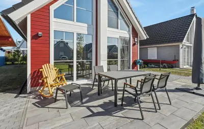 Das Gebäude in dem sich das Ferienhaus befindet