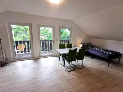 Ein Sitzbereich in der Unterkunft Monteur-Haus Prignitz Berlin Biesdorf, Marzan, Hellersdorf