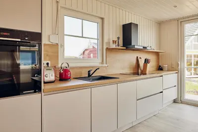 Küche/Küchenzeile in der Unterkunft Mein rotes Haus