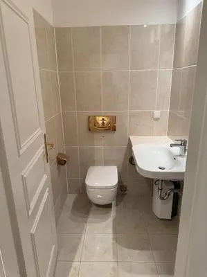 Ein Badezimmer in der Unterkunft Maisonette Dachterrasse Golfplatz