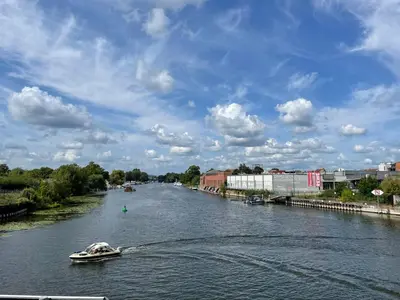 Blick auf einen Fluss in der Nähe der Ferienwohnung
