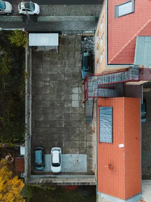 Das Gebäude in dem sich das Hotel befindet