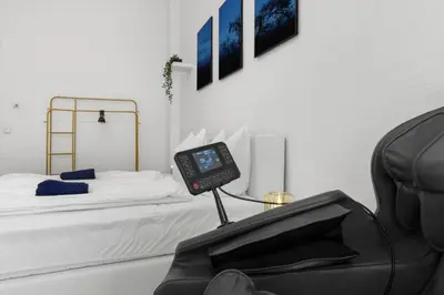 Grundriss der Unterkunft 62qm2, Massageseat, Billard-Table, King-Sized Bed
